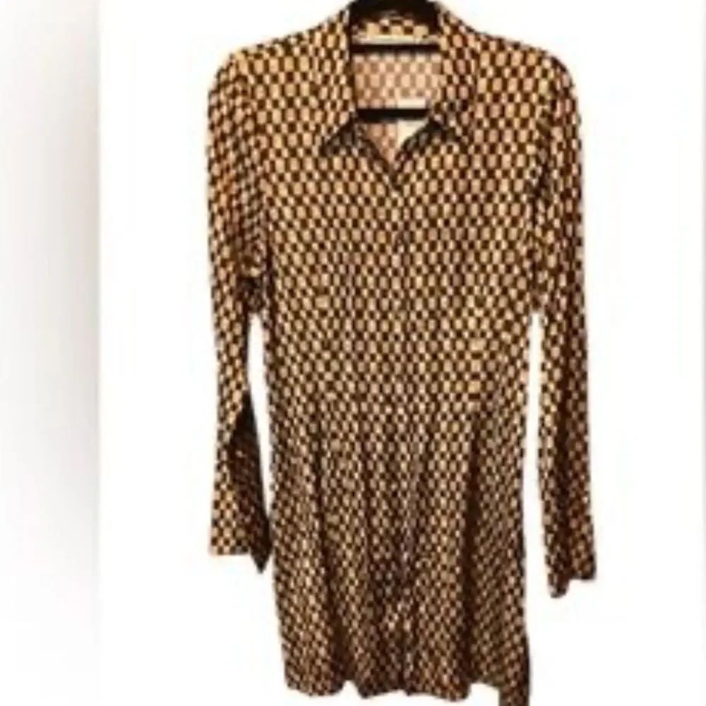 Abercrombie & Fitch checkered satin shirt dress. extra small.